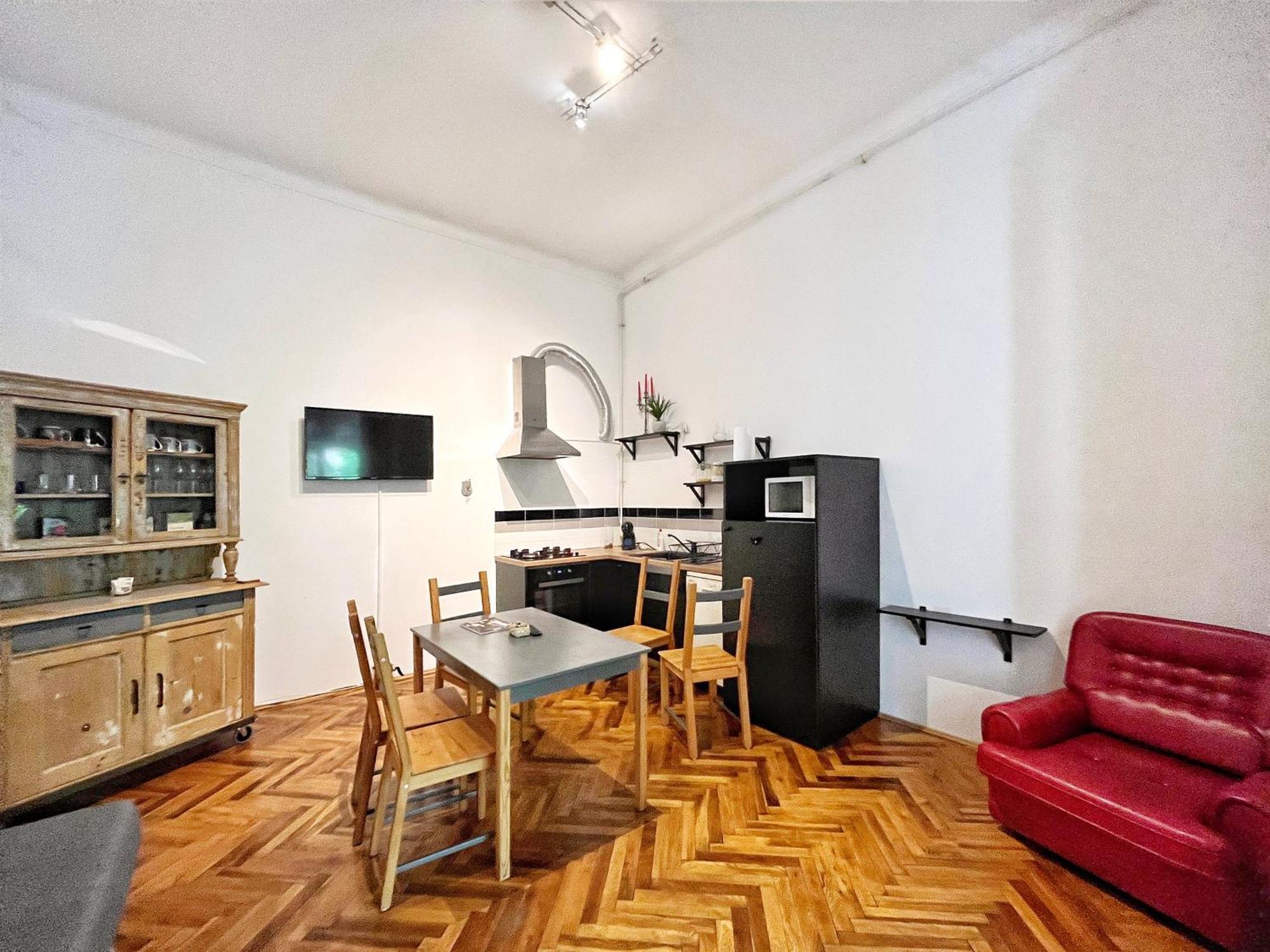 Neo Unu - Doua Dormitoare - Historical Building - Superb