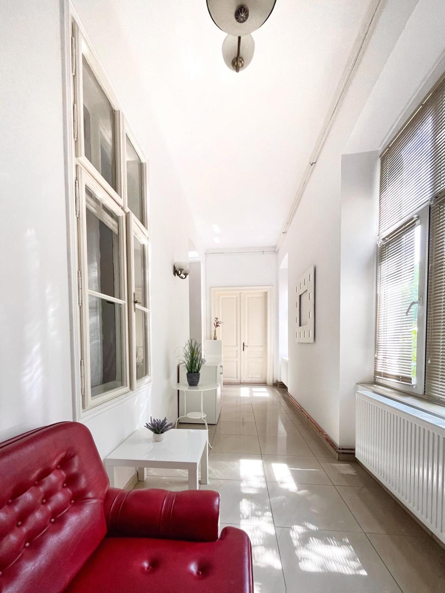 Neo Unu - Doua Dormitoare - Historical Building - Superb *