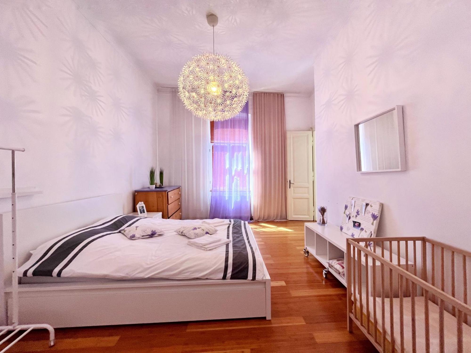 Neo Unu - Doua Dormitoare - Historical Building - Superb *