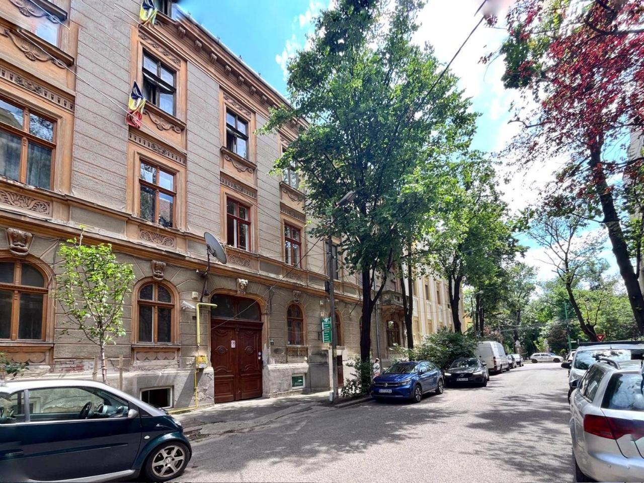 Apartment Neo Unu - Doua Dormitoare - Historical Building - Superb